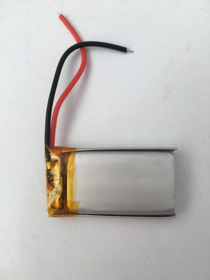 Pequeña celda de batería de polímero de litio de 3.7V 65mAh con BMS