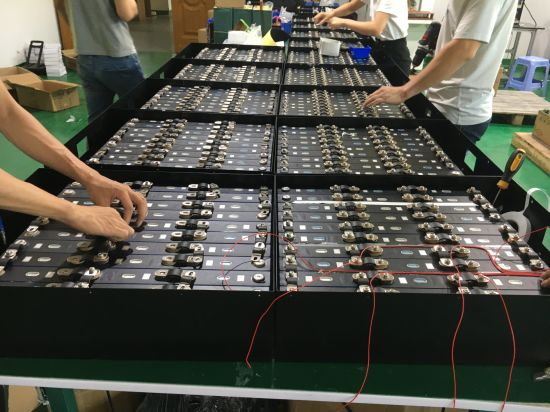 Baterías de inversor solar de ciclo profundo Paquete de baterías de 12V 300ah LiFePO4