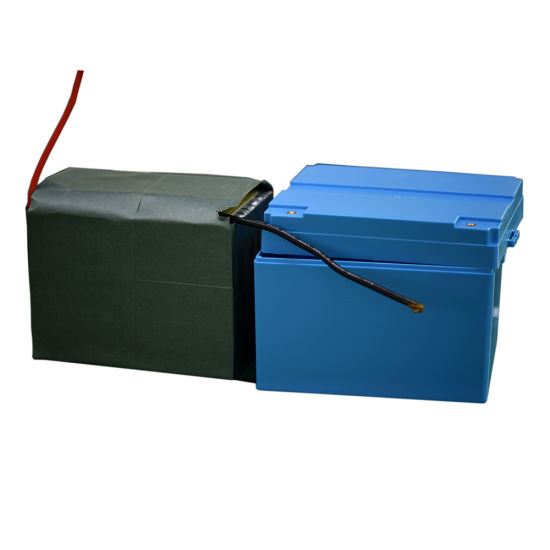 Batería de 12.8V 100ah 200ah LiFePO4 con caja de plástico para farola de coche de golf
