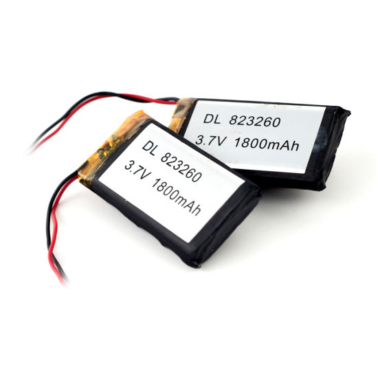 Batería de polímero de litio de 3.7V 1800mAh para productos digitales