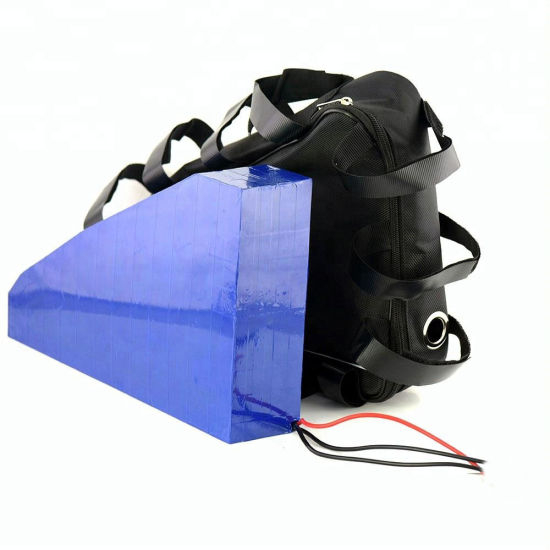 Paquete de batería de litio recargable de iones de litio tipo triángulo 48V 20ah 18650 para motocicleta de coche eléctrico