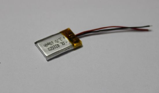 Celda de batería de polímero de litio de 3,7 V de 3 mm de espesor para Bluetooth